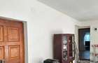 casa de vanzare cu curte
