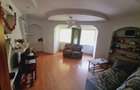 Inchiriez apartament 2camere - 3
