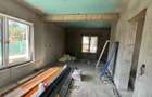 Casă cu 5 camere cu Canalizare în Central - 7