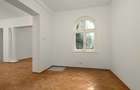 Apartament cu 4 camere semidecomandat în Cotroceni - 9