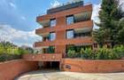 Apartament cu 4 camere semidecomandat în Băneasa - 14