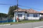 Casa cu teren ?i anexe - 2