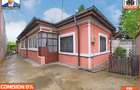 Casă cu 5 camere cu Canalizare în Giulești Sârbi - 1