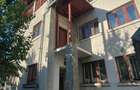 Casă cu 5 camere cu Teren 300 Mp în Central - 1