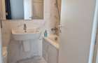 Inchiriez apartament 3 camere cu terasa
