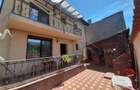 Casă cu 6 camere cu Teren 294 Mp în Central - 2