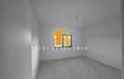Apartament cu 7 camere decomandat în Găvana - 10