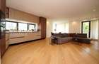 Apartament cu 3 camere decomandat în Aviației - 7