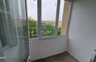 Particular vand garsoniera zona Tractoru. - 2