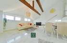 Apartament cu 3 camere semidecomandat în Bujac - 2