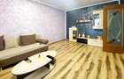 Apartament cu 3 camere decomandat în Casa de Cultură - 2