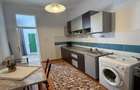 Apartament la casa, 2 camere