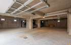 Apartament cu 2 camere decomandat în Tractorul - 9