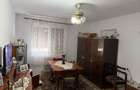 De vanzare apartament 2 camere - 3