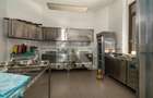 Apartament cu 6 camere decomandat în Armeneasca - 14