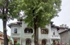 Casă cu 10 camere cu Teren 180 Mp în Dorobanți - 1