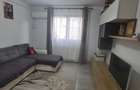 Apartament cu 3 camere decomandat în Tractorul - 1