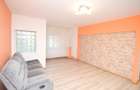 Apartament cu 3 camere semidecomandat în Rahova - 4