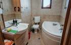 Ofer spre inchiriere, pe termen lung, apartament cu 3 camere situat in vila, etaj 1, zona Schit. - 2