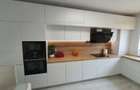  Apartament 3 camere - complet mobilat si utilat - decomandat - 200.000 euro - 3