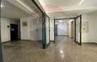 Apartament cu 3 camere decomandat în P-ța Victoriei - 2