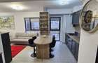 Apartament cu 3 camere decomandat în Drumul Taberei - 3