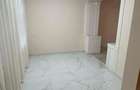 Apartament cu 3 camere în Central - 3