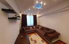 Apartament cu 3 camere semidecomandat în Tineretului - 2