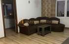 Apartament la casa + curte, 4 + camere - Valea LupuluiDeosebit (pret n - 10