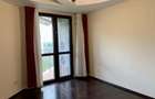 Apartament cu 4 camere decomandat în Barbu Văcărescu - 9