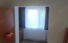 Apartament cu 3 camere semidecomandat în Reșița - 9