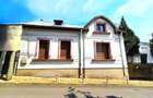 Casă individuală cu 3 camere cu Canalizare în Central - 1