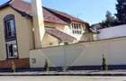 Casă cu 7 camere cu Teren 477 Mp în Funcționarilor - 1