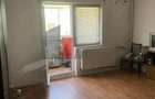 Apartament cu 3 camere decomandat în Sebastian - 6