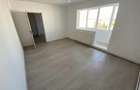 Apartament 3 camere, 80 mp, decomandat, renovat Micro 3 - 2