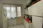 Apartament de vanzare - etajul unei case - 2