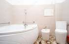 Apartament cu 3 camere în Bucium - 5