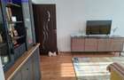 Apartament cu 4 camere semidecomandat în Crângași - 2