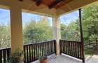 Casa vacanta 2007 Izvoarele Valenii de Munte teren 3000 mp - 5