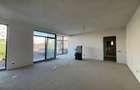 Apartament cu 3 camere semidecomandat în 13 Septembrie - 2