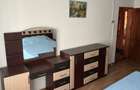 Vand apartament doua camere decomandat etaj 2 - 5