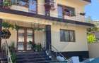 Casă cu 6 camere cu Teren 516 Mp în Roșiori de Vede - 1