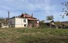 Casa de vanzare locatie excelenta, la doar 5 minute de nodul rutier al Autostrazii A1 Tigveni