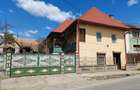 Casa familiala + spatiu comercial - 4