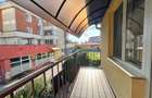 Apartament cu 3 camere semidecomandat în Hotvon - 14