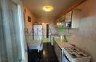Apartament cu 3 camere decomandat în Răcădău - 2