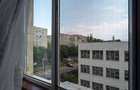 Apartament cu 3 camere decomandat în Rahova - 12