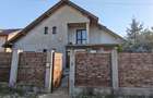 Casă individuală cu 5 camere cu Teren 645 Mp în Berceni - 1