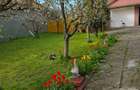 Casa individuala 4 camere si garaj in Pischia amenajata mobilata utilata pozitie excelenta - 2