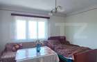 Casa de vanzare, cu 3 camere, 85 mp, 151 mp teren, zona cent - 16